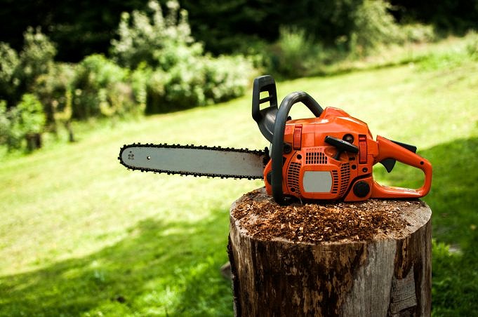 Why Is It Necessary To Oil-lubricate A Chainsaw?